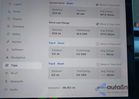 2018 Tesla Model 3 Long Range/Mid Range z USA, uszkodzony, nr VIN 5YJ3E1EA7JF009688